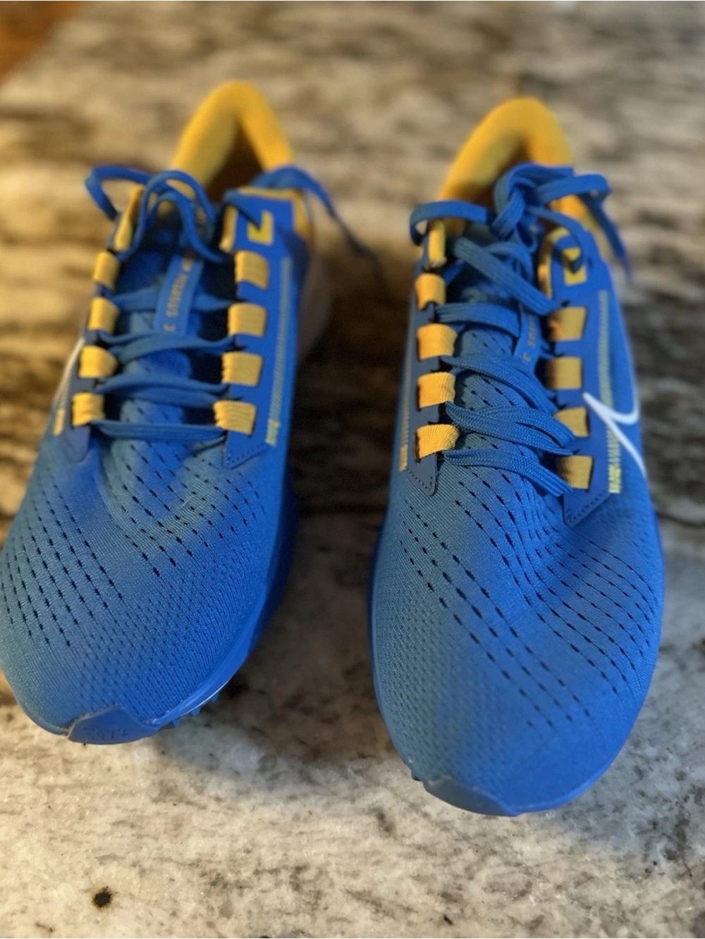 Nike Air Zoom Pegasus 38 Los Angeles Chargers Running Shoes DJ0816-400 Men’s 11